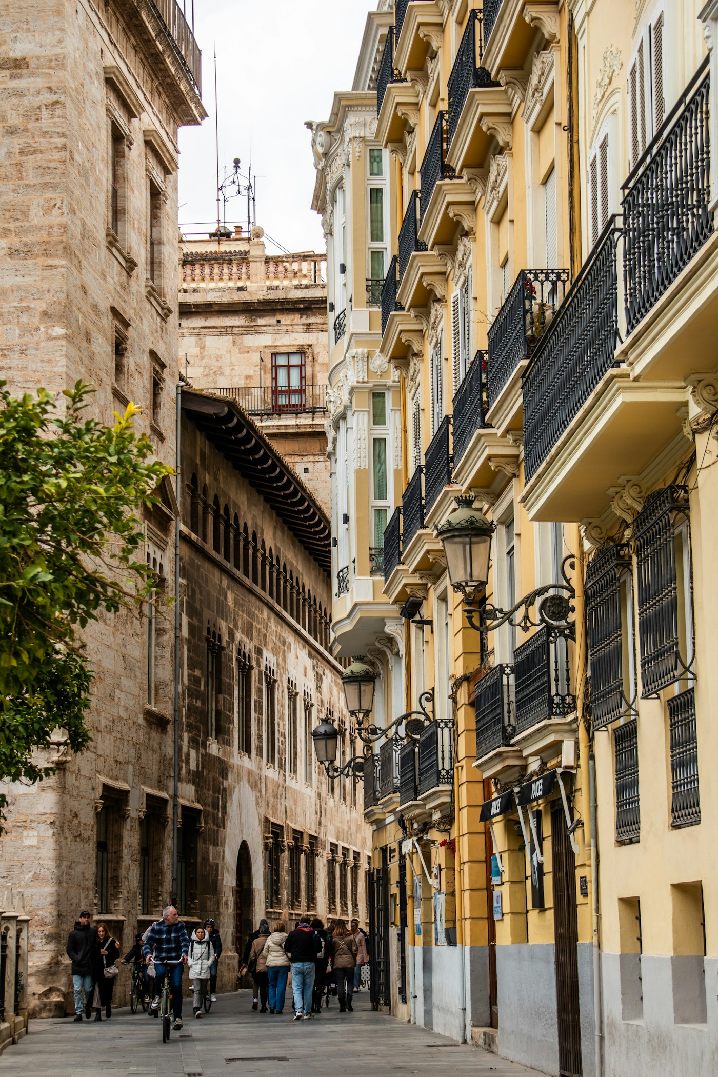 Calle cerca de Carrer de Cadis, Valencia